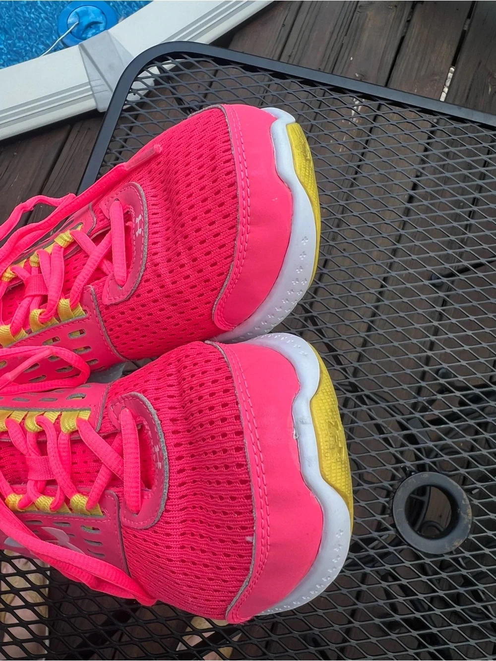 Under Armour Girls Size 6Y Coral Pink Neon Yellow Running Shoes
